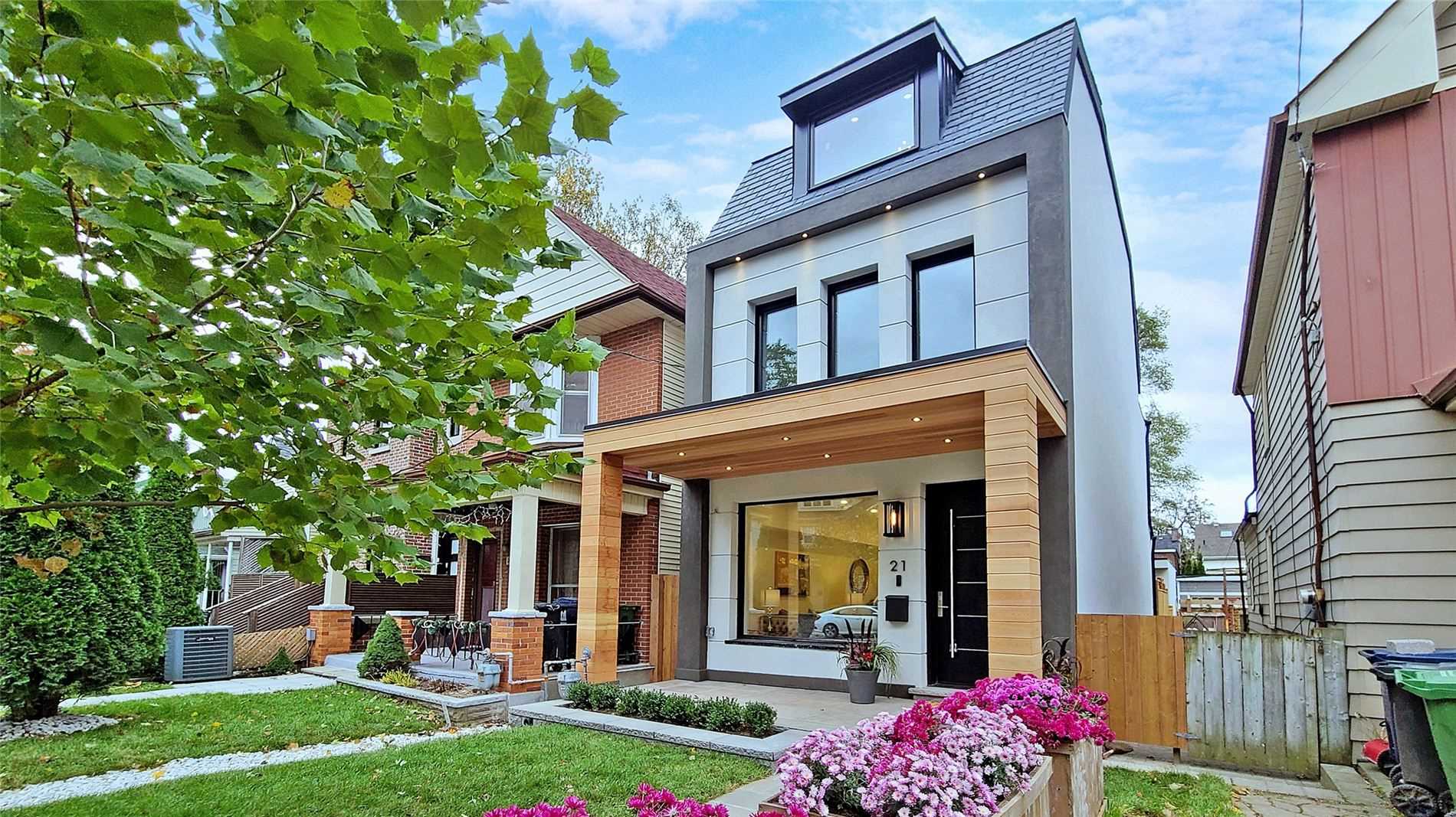 Shudell Avenue exterior — cedar cladding and modern facade